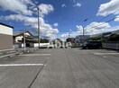  レオパレスエルサ