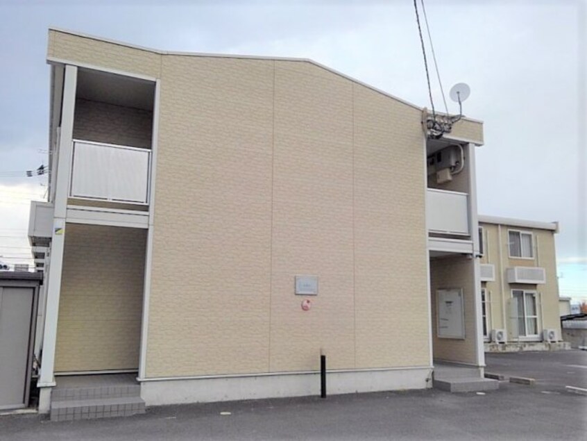  レオパレスアーク