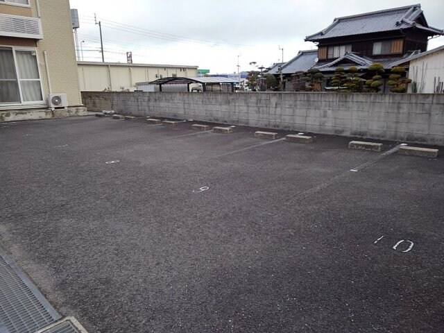  レオパレスアーク