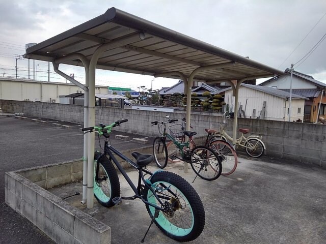  レオパレスアーク