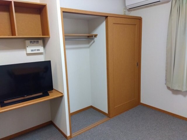  レオパレスヴィラージュ丸亀