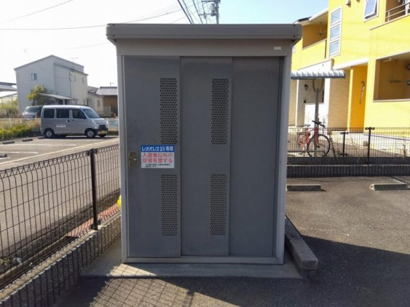  レオパレスヴィラージュ丸亀