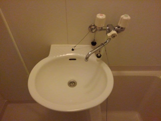  レオパレスエトワール　栗林