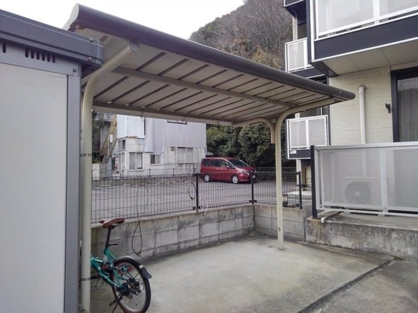  レオパレスエトワール　栗林