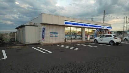 ローソン高松西インター前店さんまで1000m 檀紙町アパート