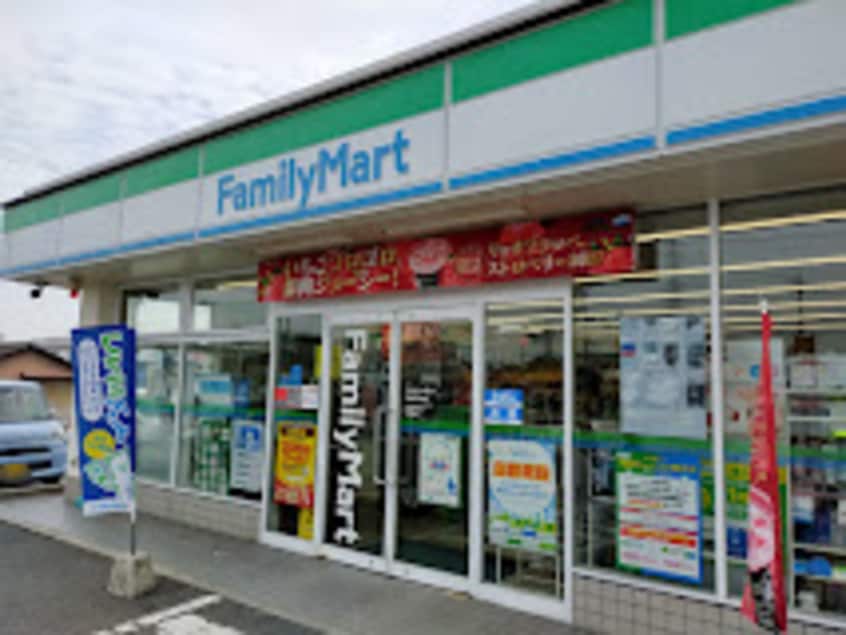 ファミリーマート 丸亀今津店(コンビニ)まで169m 京都北山１棟