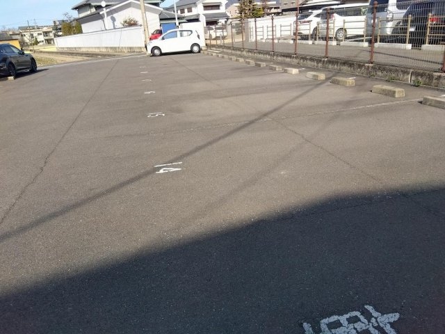  レオパレス花