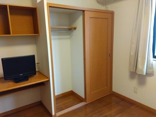  レオパレス花