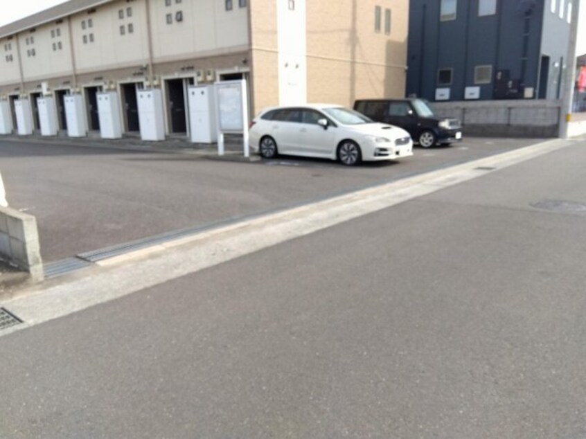  レオネクストかおり