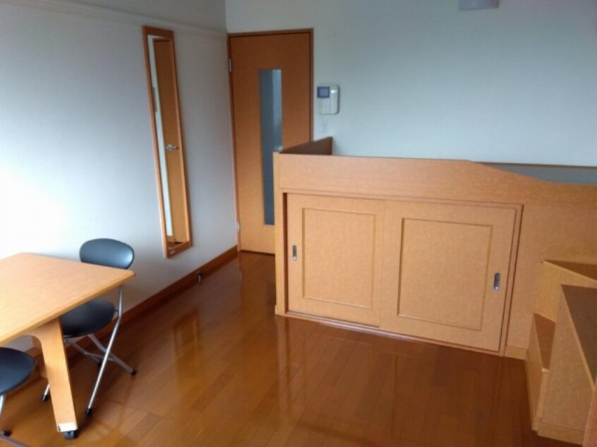  レオパレスブレッツァ　イースト