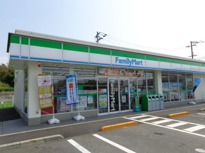 ファミリーマート丸亀三条町店まで1,370ｍ ボア・ソルテ