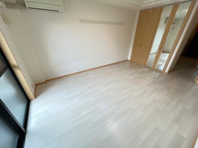 室内 ボア・ソルテ