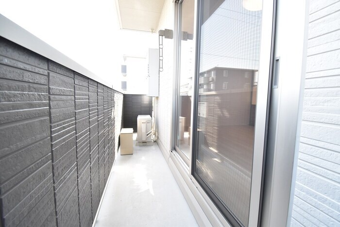  ユニヴェール　F棟