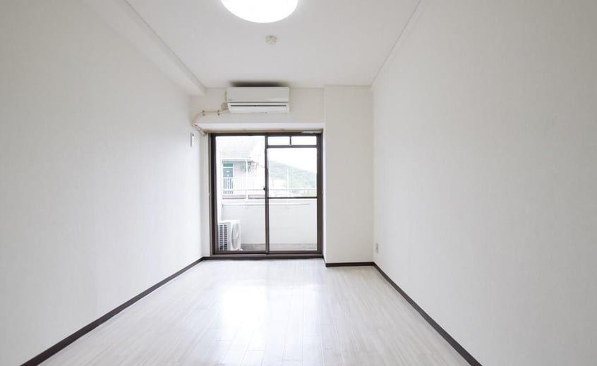  マリオン屋島東