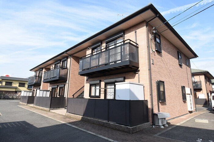  パインズコート新居　E棟