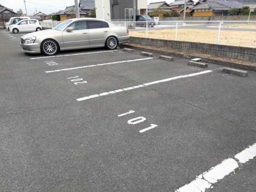  レオパレス高木