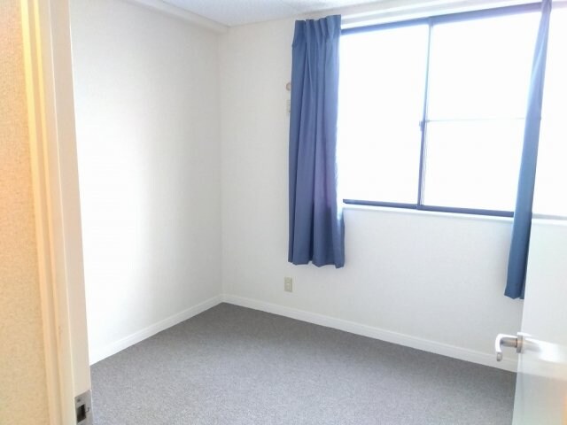  レオパレス高木