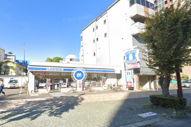 ローソン 高松天神前店(コンビニ)まで451m エグゼクティブコート中新町