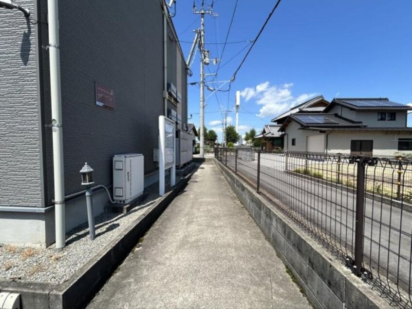  レオパレスグランドゥールレイナ