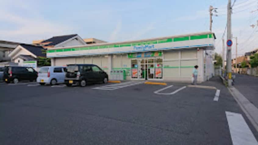 ファミリーマート 福岡町南店(コンビニ)まで382m ラ・パルフェ・ド・コゼット