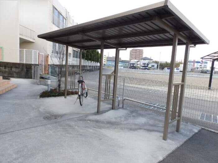  アムール林 B棟