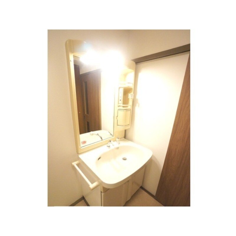  リバティハウス