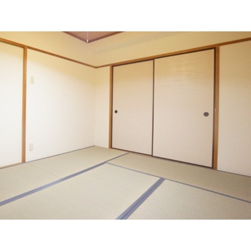  リバティハウス