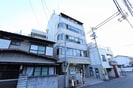 真鍋ハイツの外観