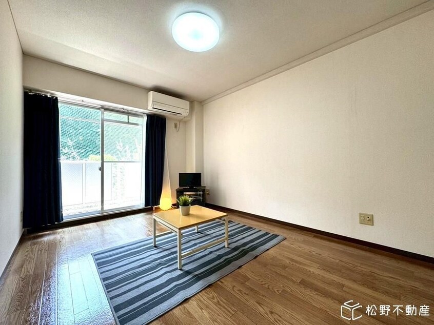  アイビータウンIII