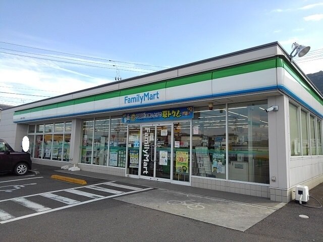 ファミリーマート善通寺大麻町店まで250m ポポラーレ・ミーチＢ