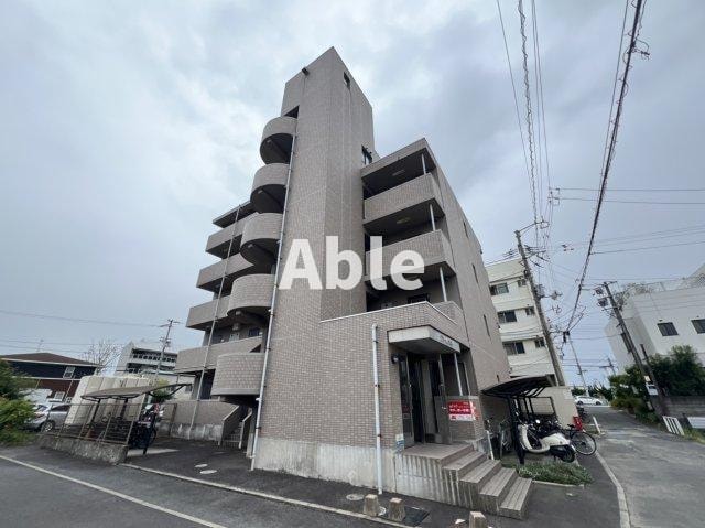  クレール・オゴ