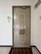  三宝ハイツ　B棟