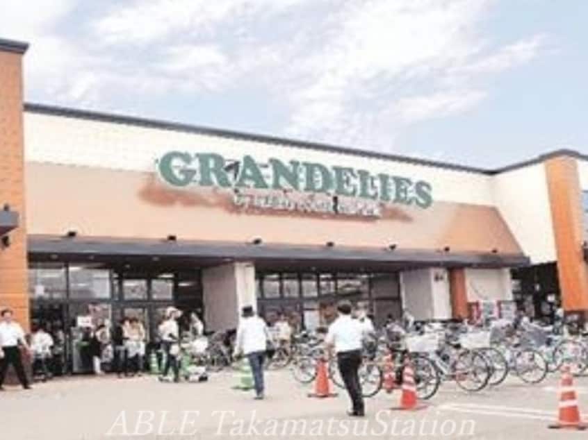 マルヨシセンターグランデリーズ太田店 1768m セントリート