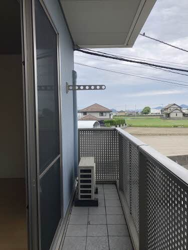  シャーメゾン西山崎　A棟