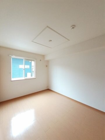  パル・ガーデン　６