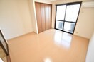  シャトル西春日　A棟