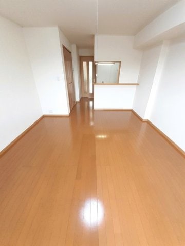  リバーサイド三条