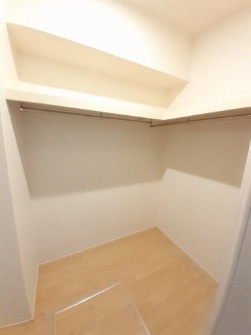  メゾンリヴィエールＨ