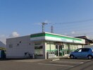 ファミリーマート丸亀山北町店まで699ｍ ハイツフレンド