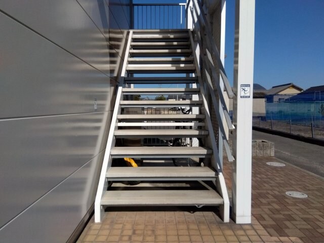  レオパレス城南