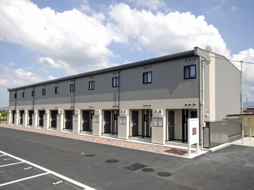  レオパレスシュトラール