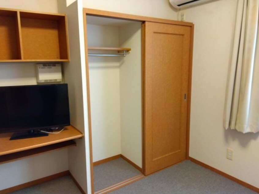  レオパレスシュトラール