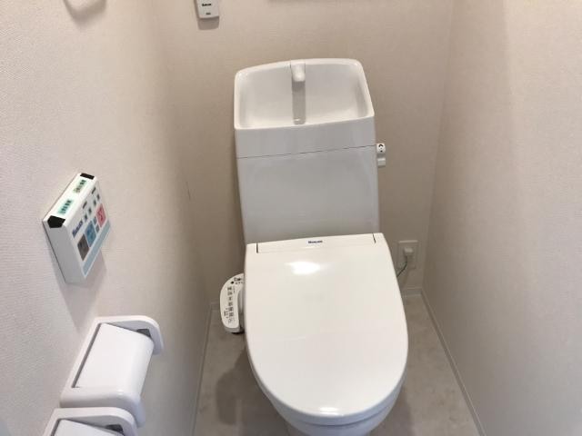 シャワー付トイレ コーエギジスト