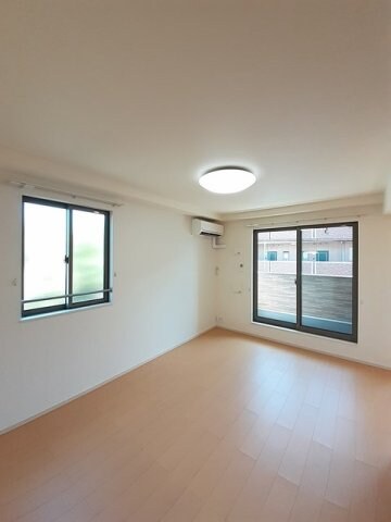  フェリーチェ太田