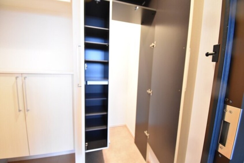  グラン・ノーブル　A棟