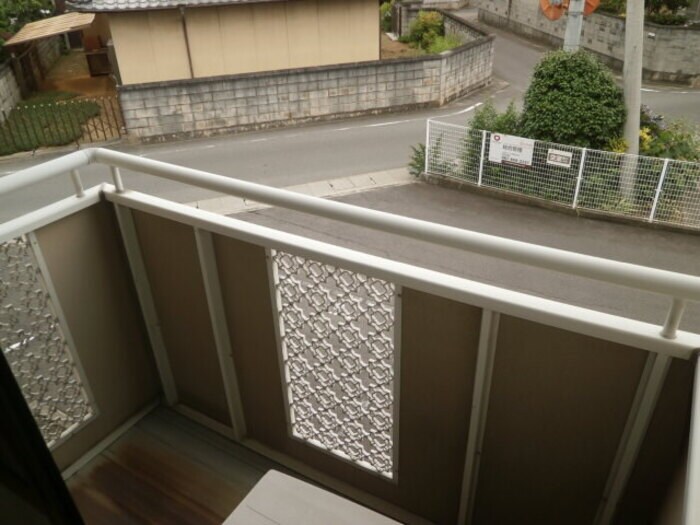  シャトル西春日 B棟