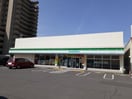 ファミリーマート　太田上町店様まで500m プレッソ太田Ⅲ