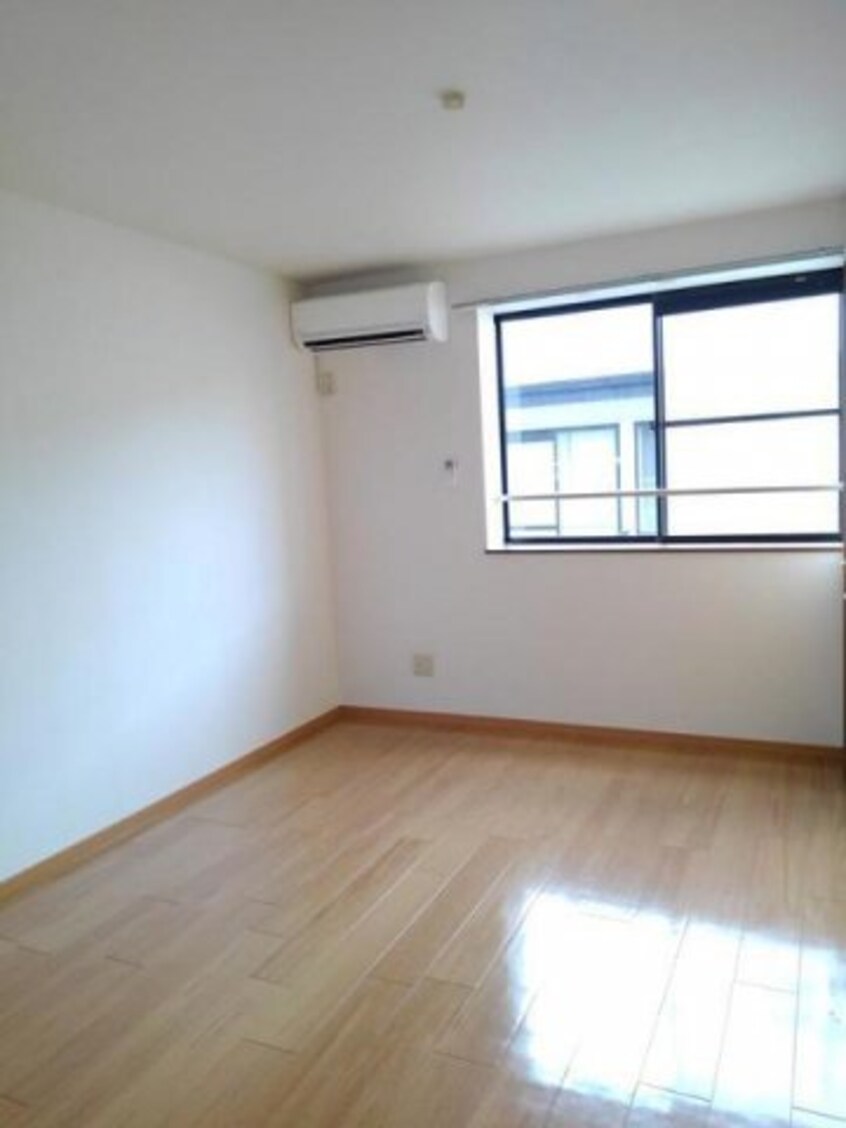  コスモハイツ　Ａ