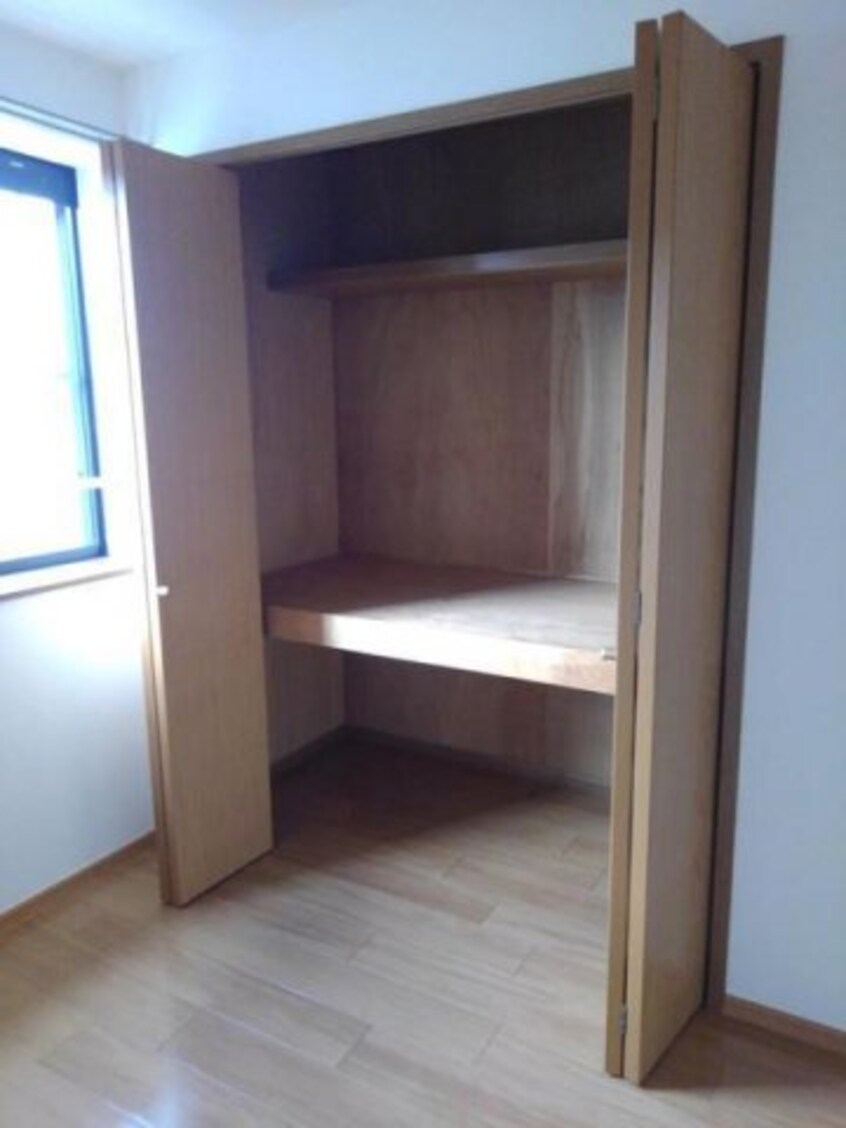  コスモハイツ　Ａ