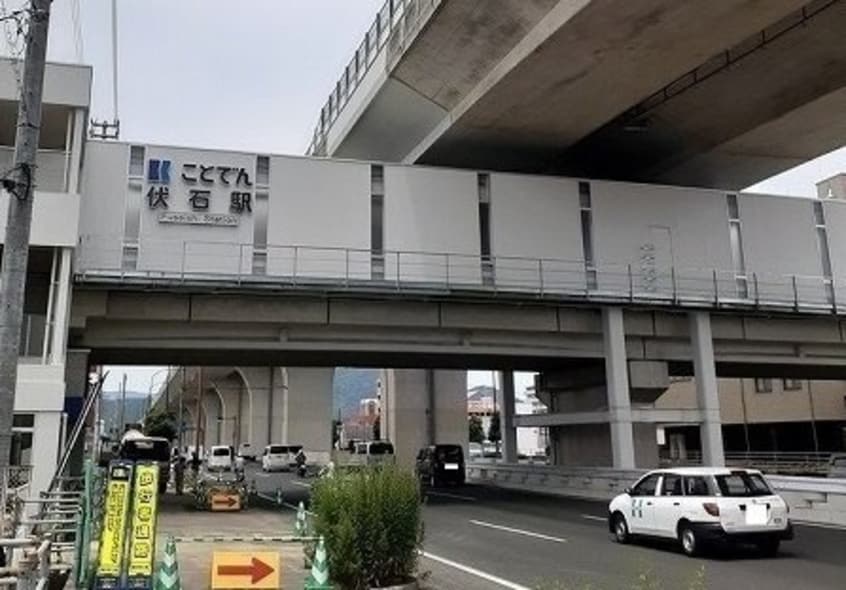 伏石駅まで1000m ベルエア上天神Ｂ